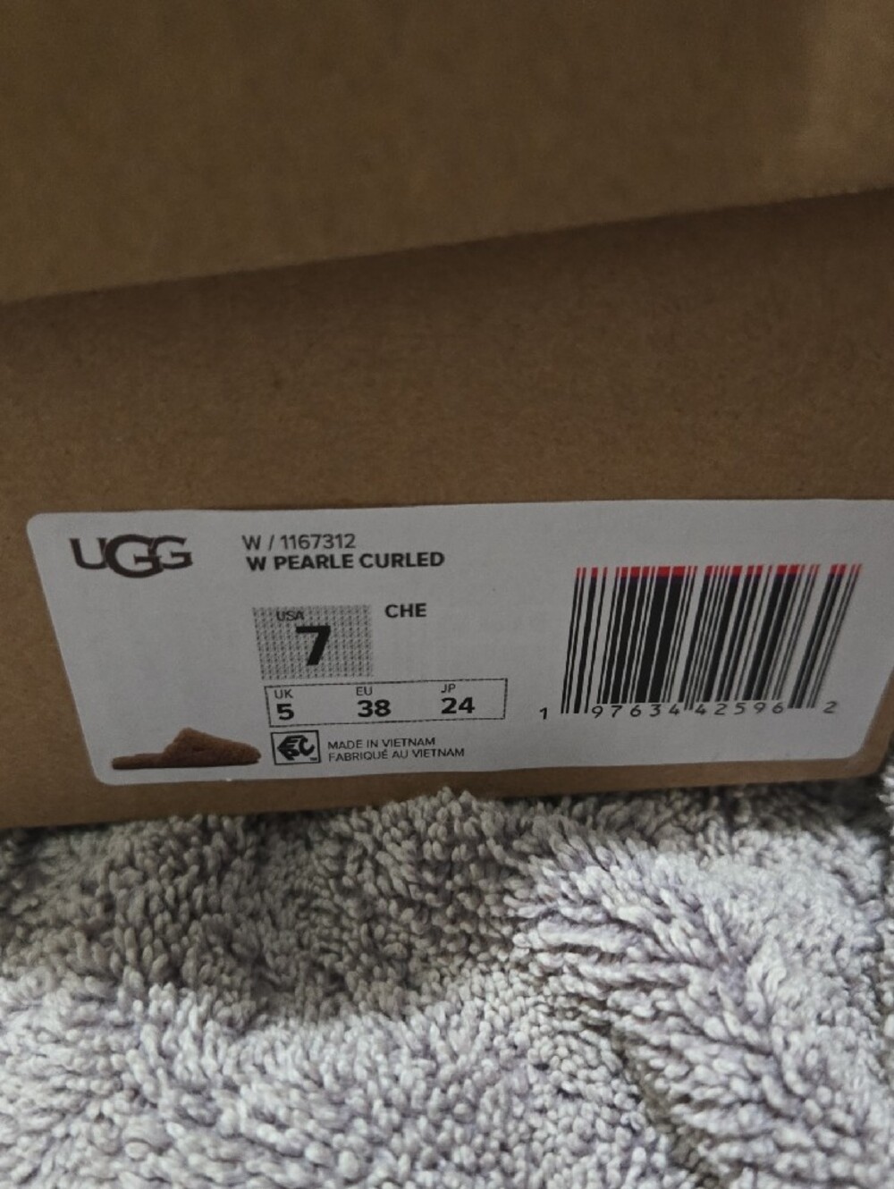UGG Shearling Slip-On Mule - Tan - Picture 6 of 9
